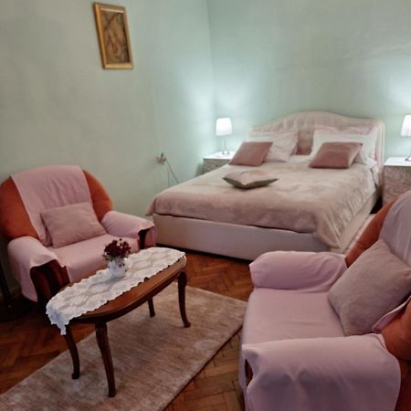 Soba Marinko Hotel Fiume Kültér fotó